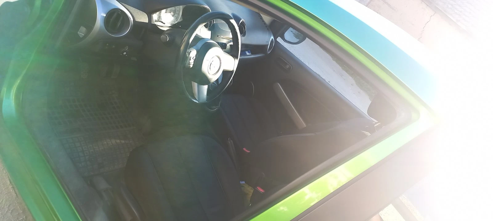 Mazda 2  - изображение 7