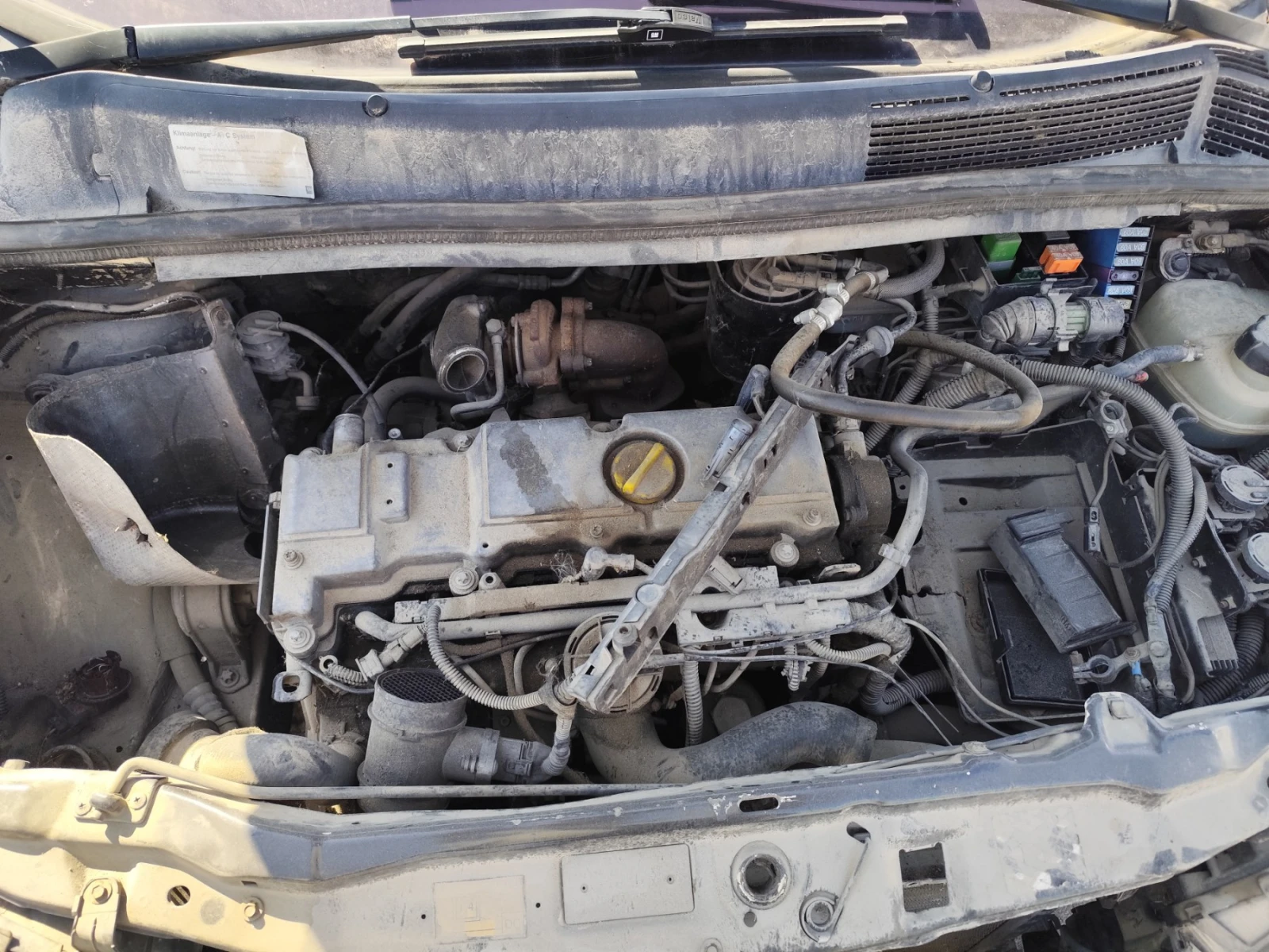 Opel Zafira 2.0 - изображение 6