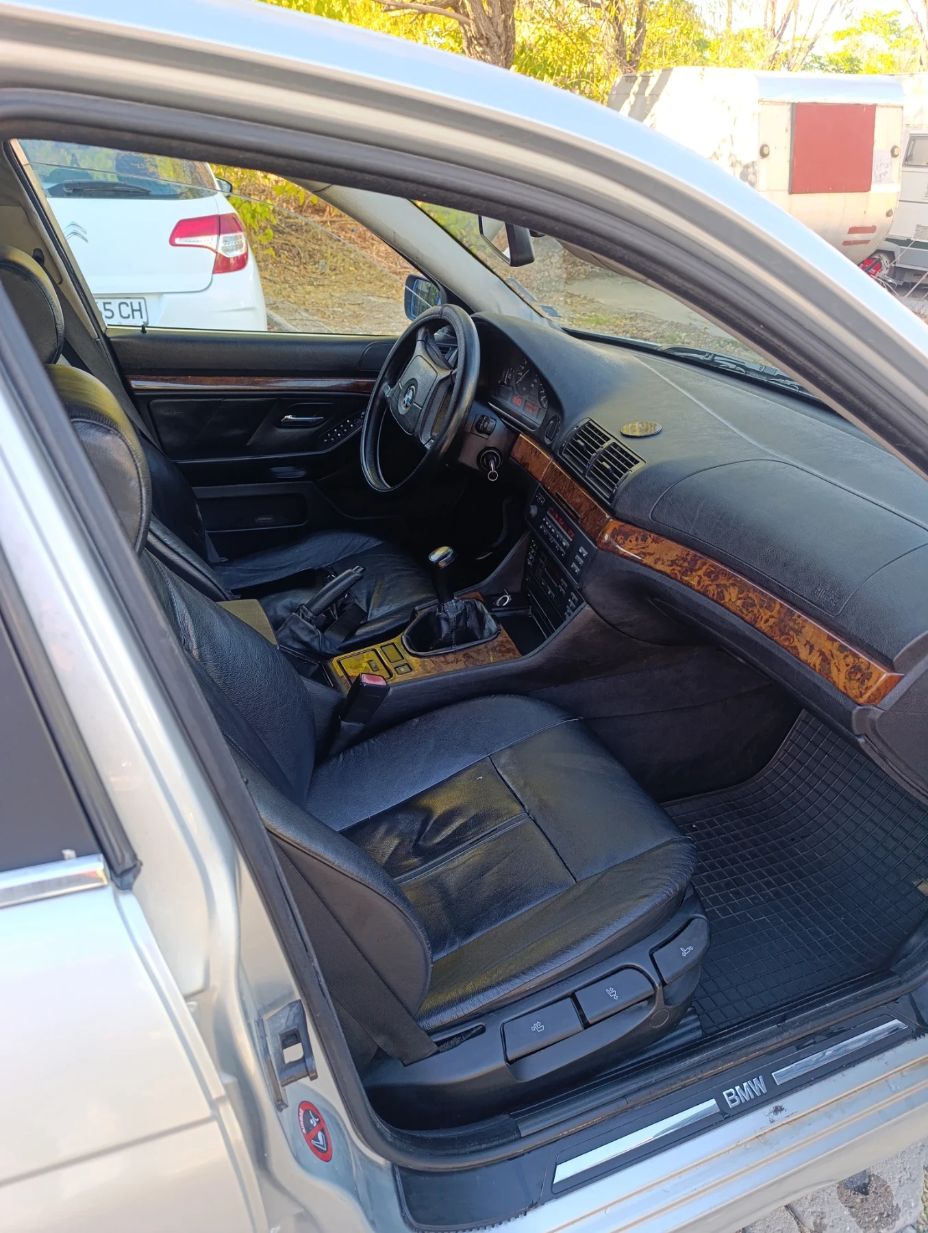 BMW 525 Tds - изображение 3