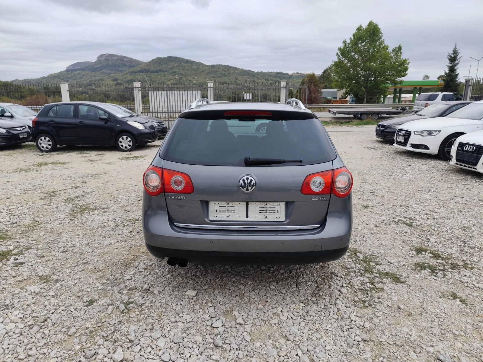 VW Passat 2.0 дизел 170 коня Автомат - изображение 6