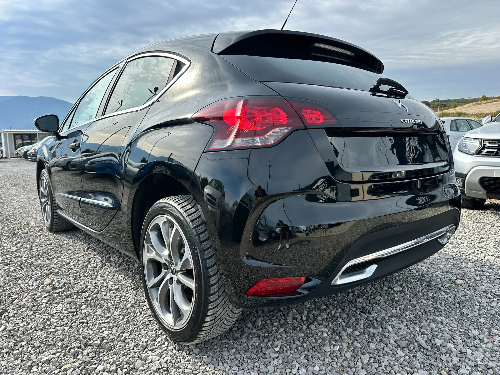 Citroen DS4 2.0HDI 163 SPORT CHIC - изображение 3