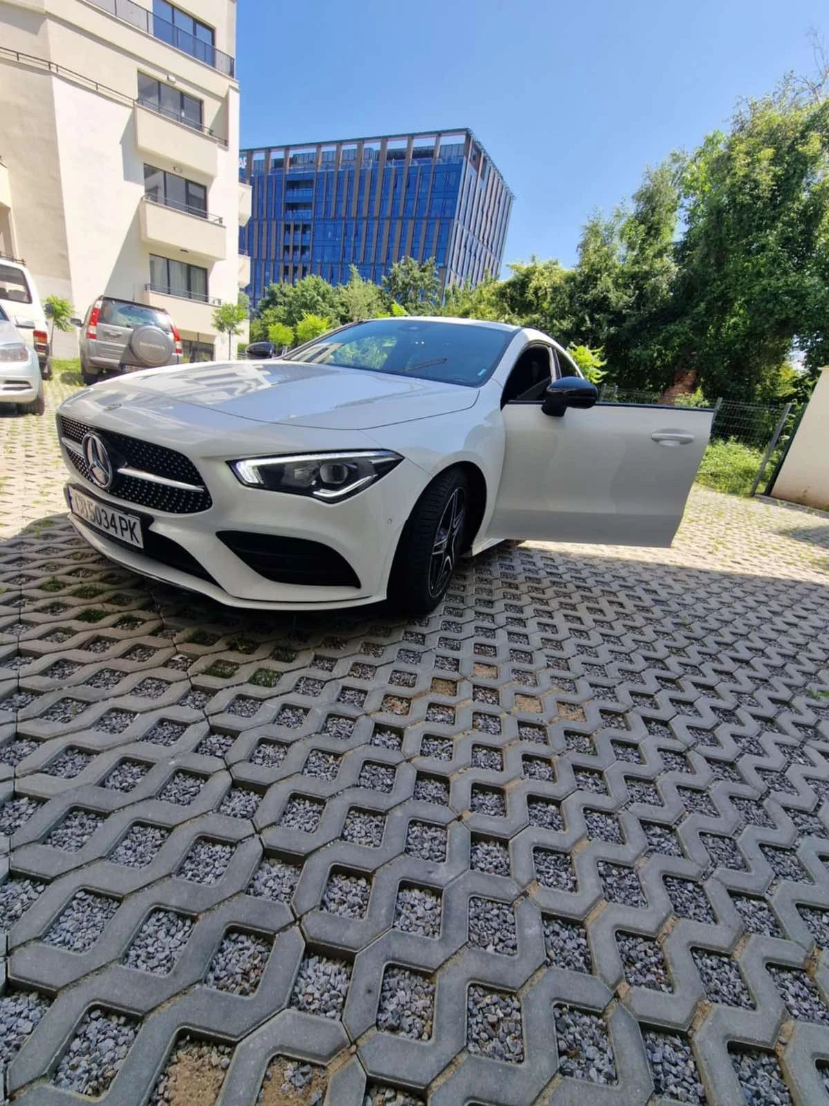Mercedes-Benz CLA 180  - изображение 3