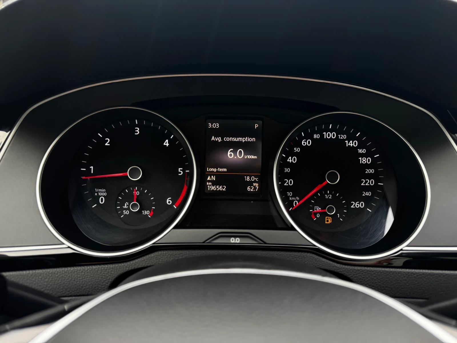 VW Passat 2.0TDI DSG Highline LED PANO Distronic SideAssist - изображение 10