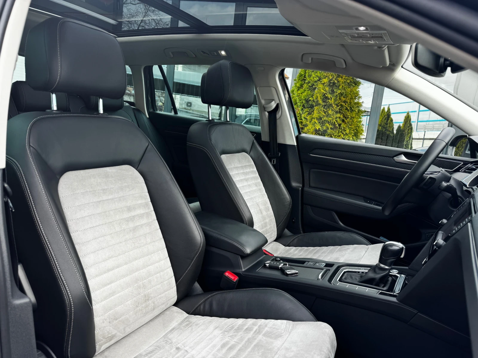 VW Passat 2.0TDI DSG Highline LED PANO Distronic SideAssist | Mobile.bg   12