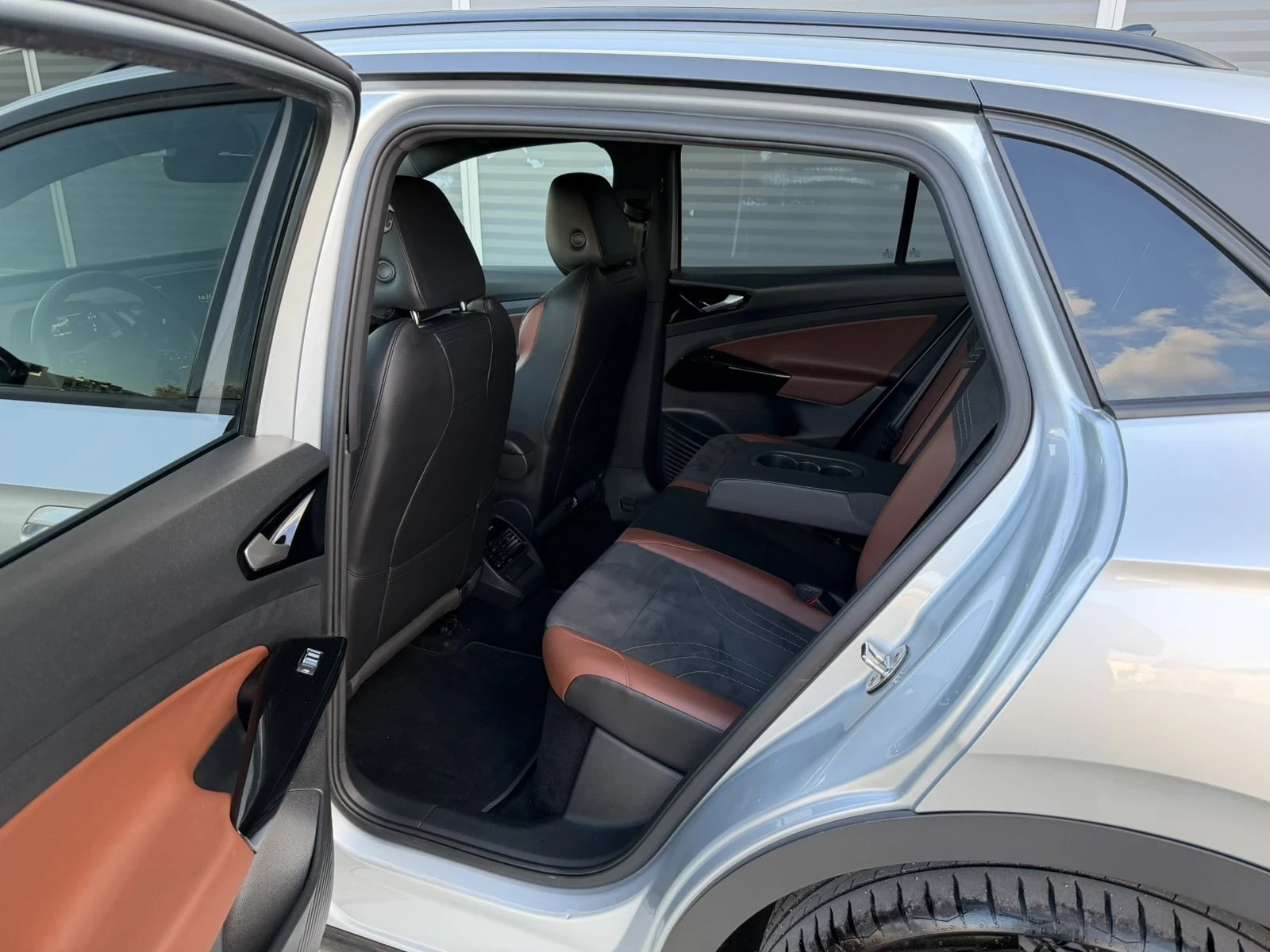 VW ID.4 Pro Performance 77Kw | Mobile.bg   14