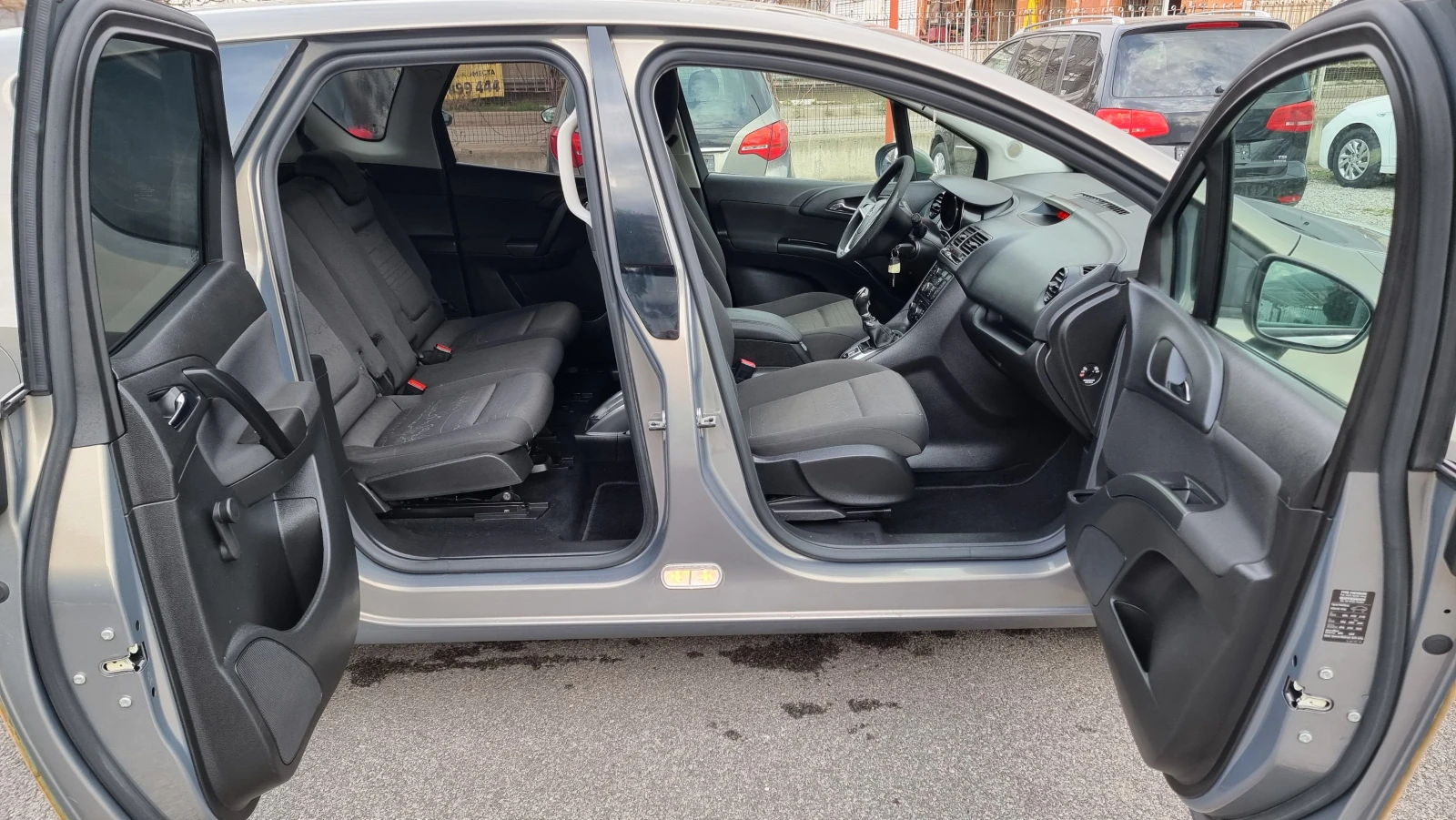 Opel Meriva 1.4i GAS Euro 5B - изображение 9