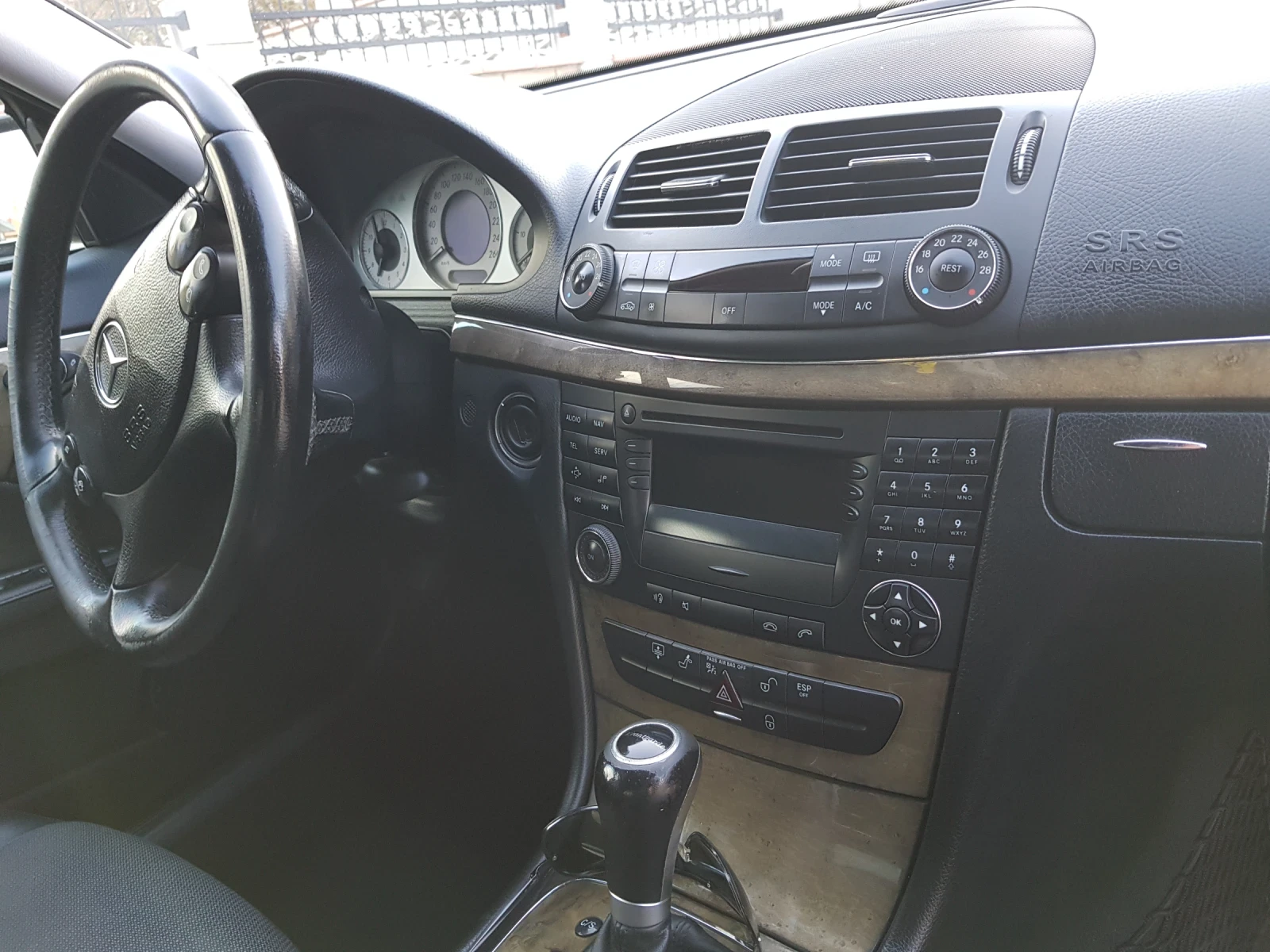 Mercedes-Benz E 220 Avangard - изображение 10