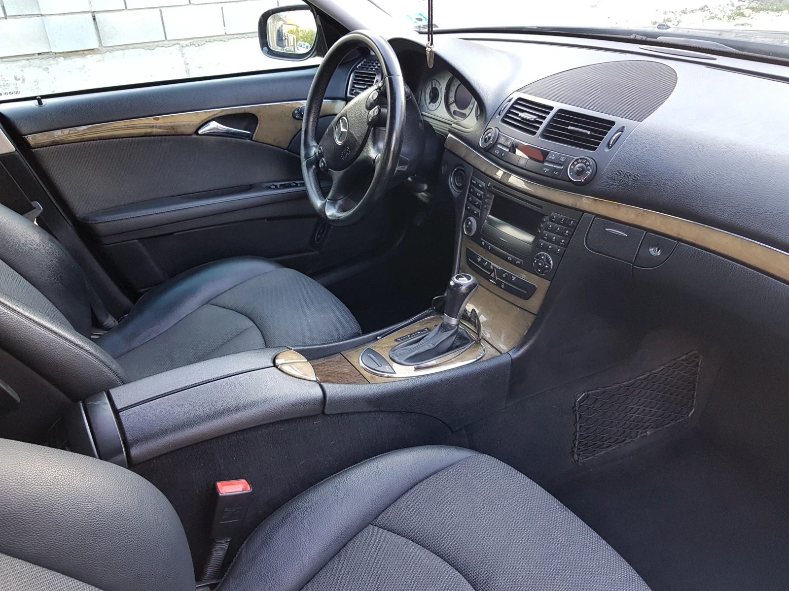 Mercedes-Benz E 220 Avangard - изображение 9