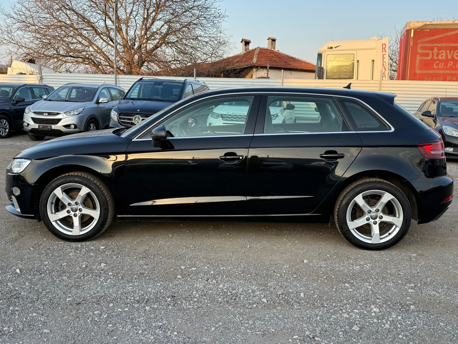 Audi A3 Led* Gtron* Face* Xenon* Navi, снимка 2 - Автомобили и джипове - 53865444