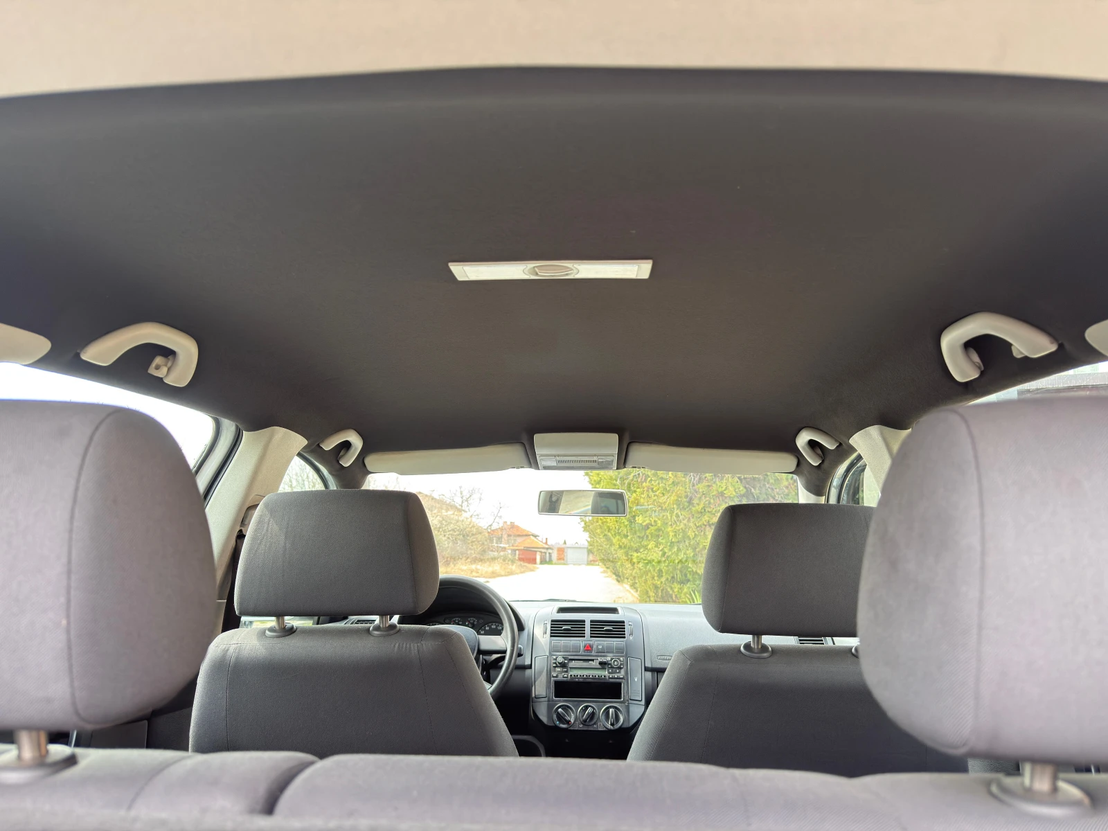 VW Polo 153000 КМ, снимка 11 - Автомобили и джипове - 53971270