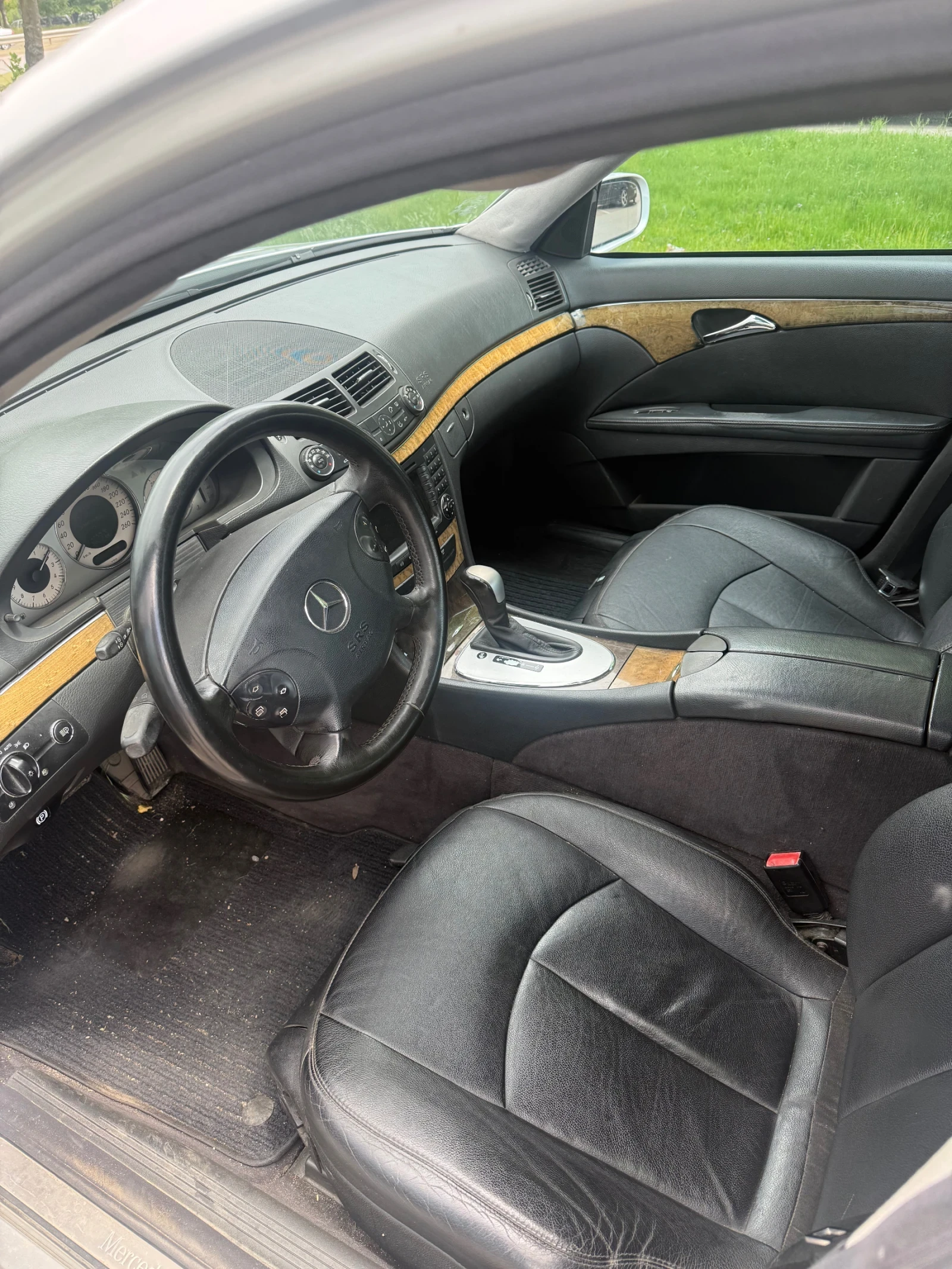 Mercedes-Benz E 270 2.7CDI 177, снимка 7 - Автомобили и джипове - 54564783