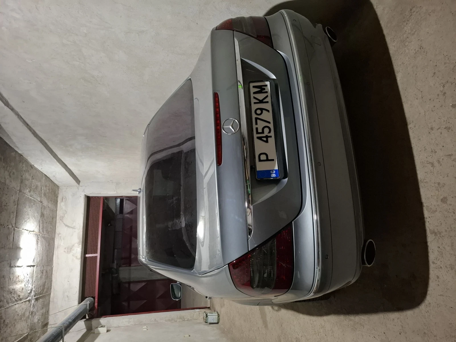 Mercedes-Benz 320