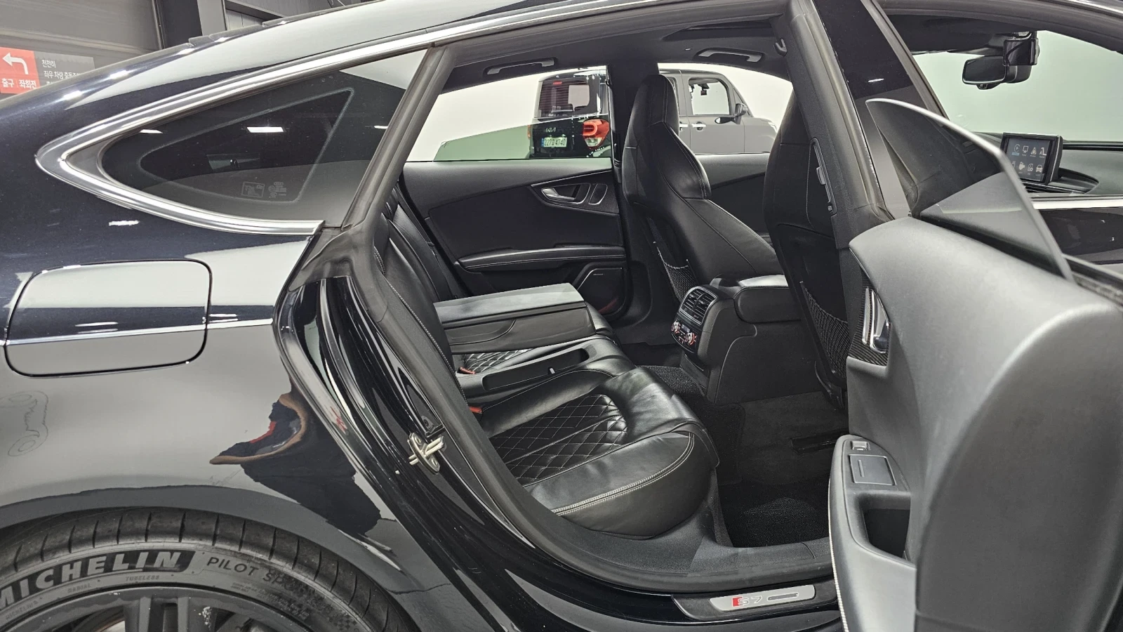 Audi S7 4.0Tfsi Full led * Matrix * Disitronic, снимка 10 - Автомобили и джипове - 54861985