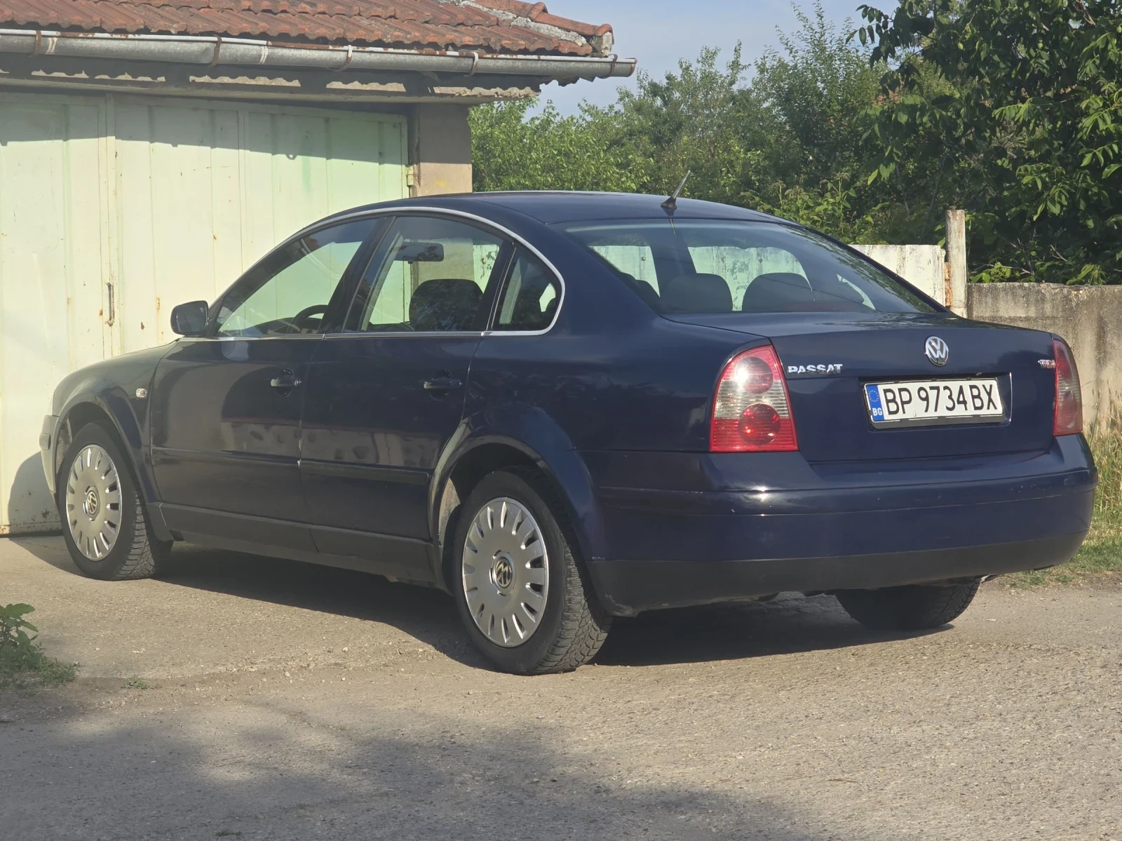 VW Passat, снимка 4 - Автомобили и джипове - 54986539