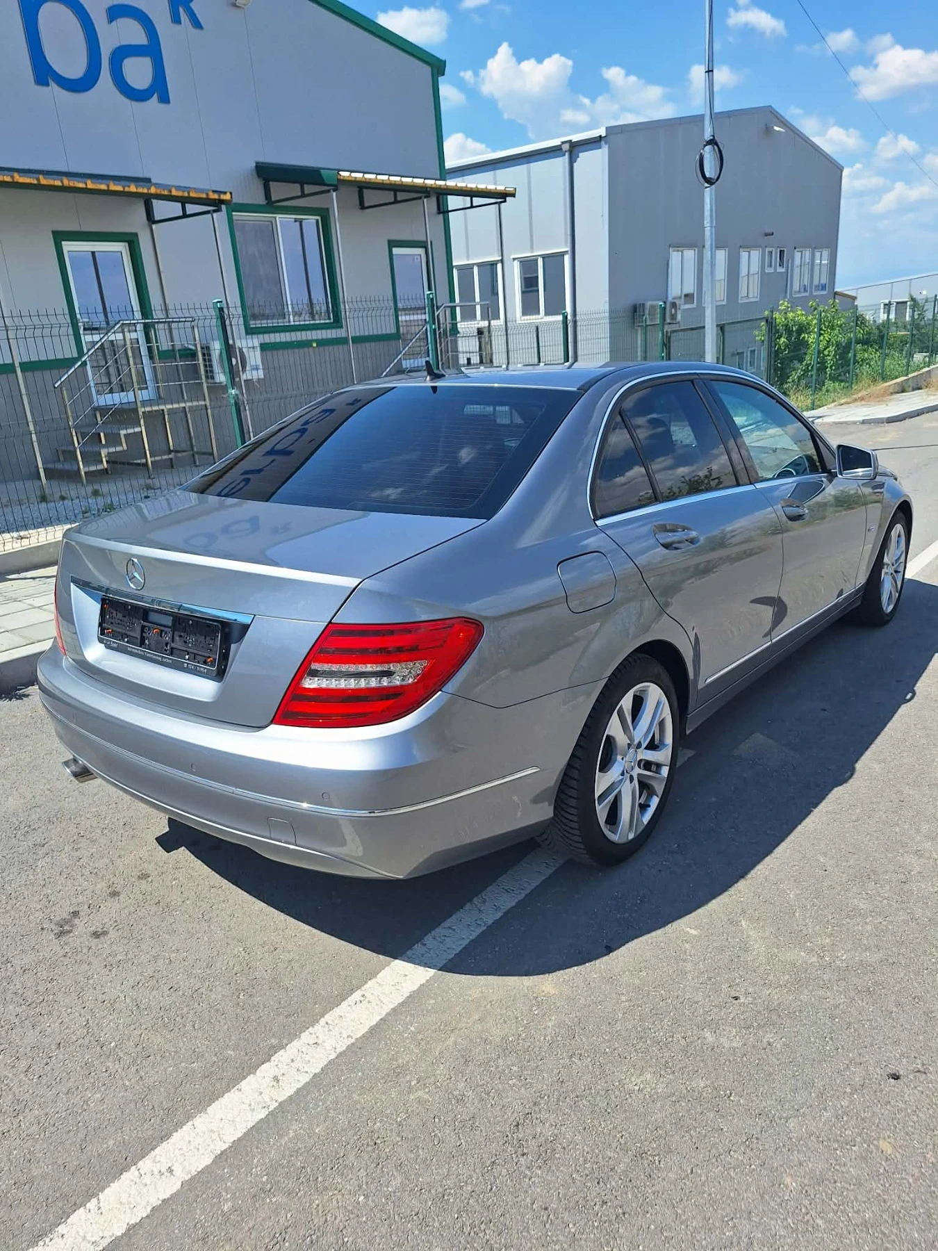 Mercedes-Benz C 220 Facelift, снимка 14 - Автомобили и джипове - 55049546