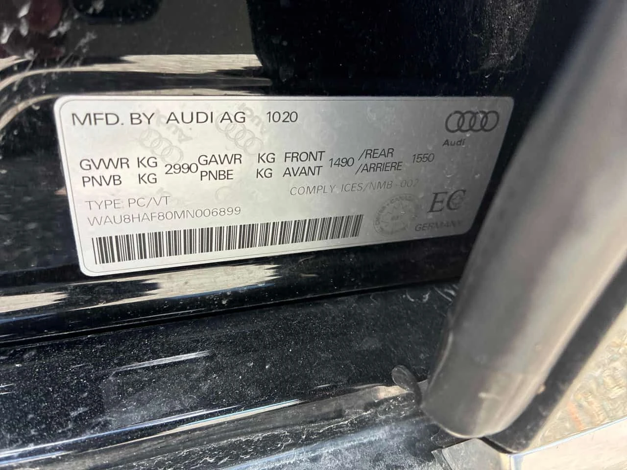 Audi A8 L 60 TFSI e quattro | CARFAX | АВТОФИНАНСИРАНЕ, снимка 12 - Автомобили и джипове - 55601601