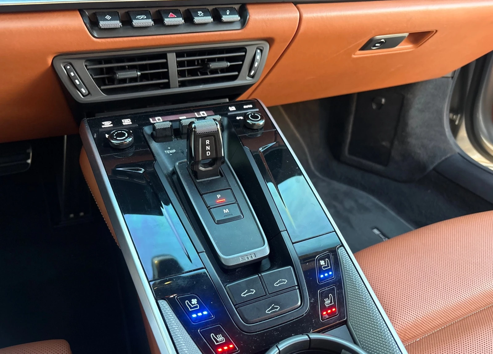 Porsche 911 Carrera PDK, снимка 8 - Автомобили и джипове - 55649245