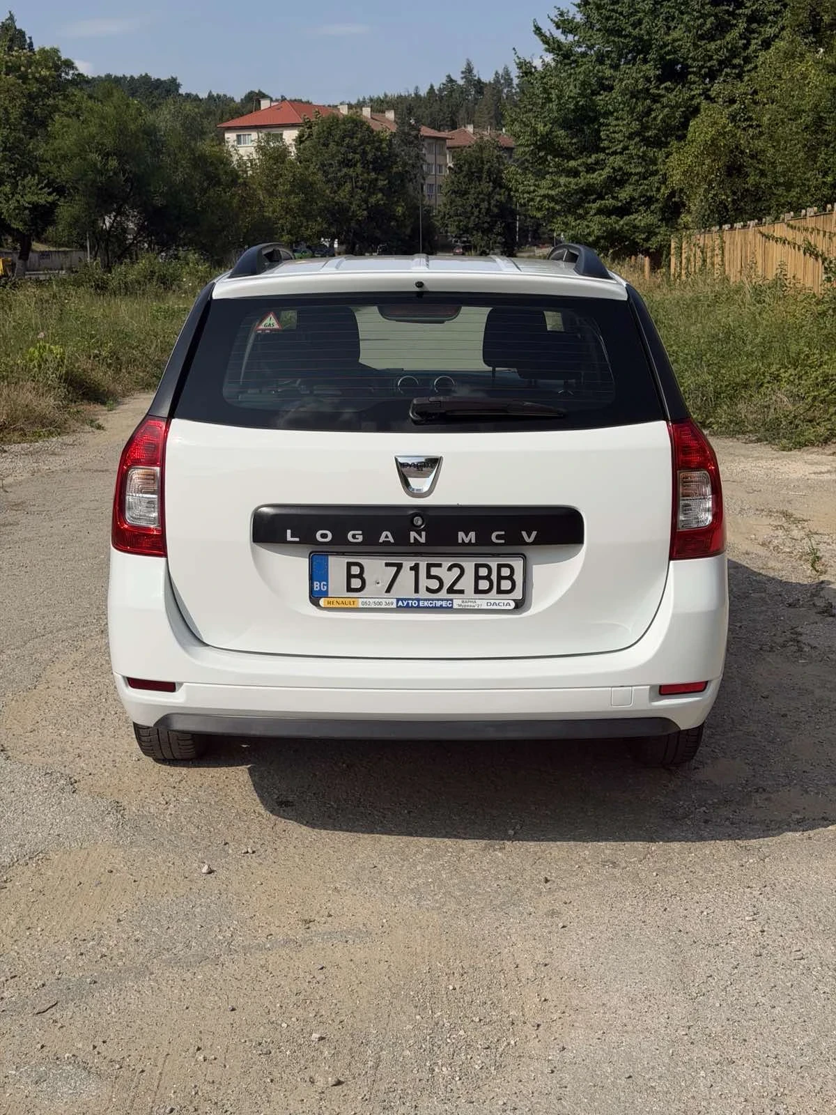 Dacia Logan MCV, снимка 3 - Автомобили и джипове - 55659382