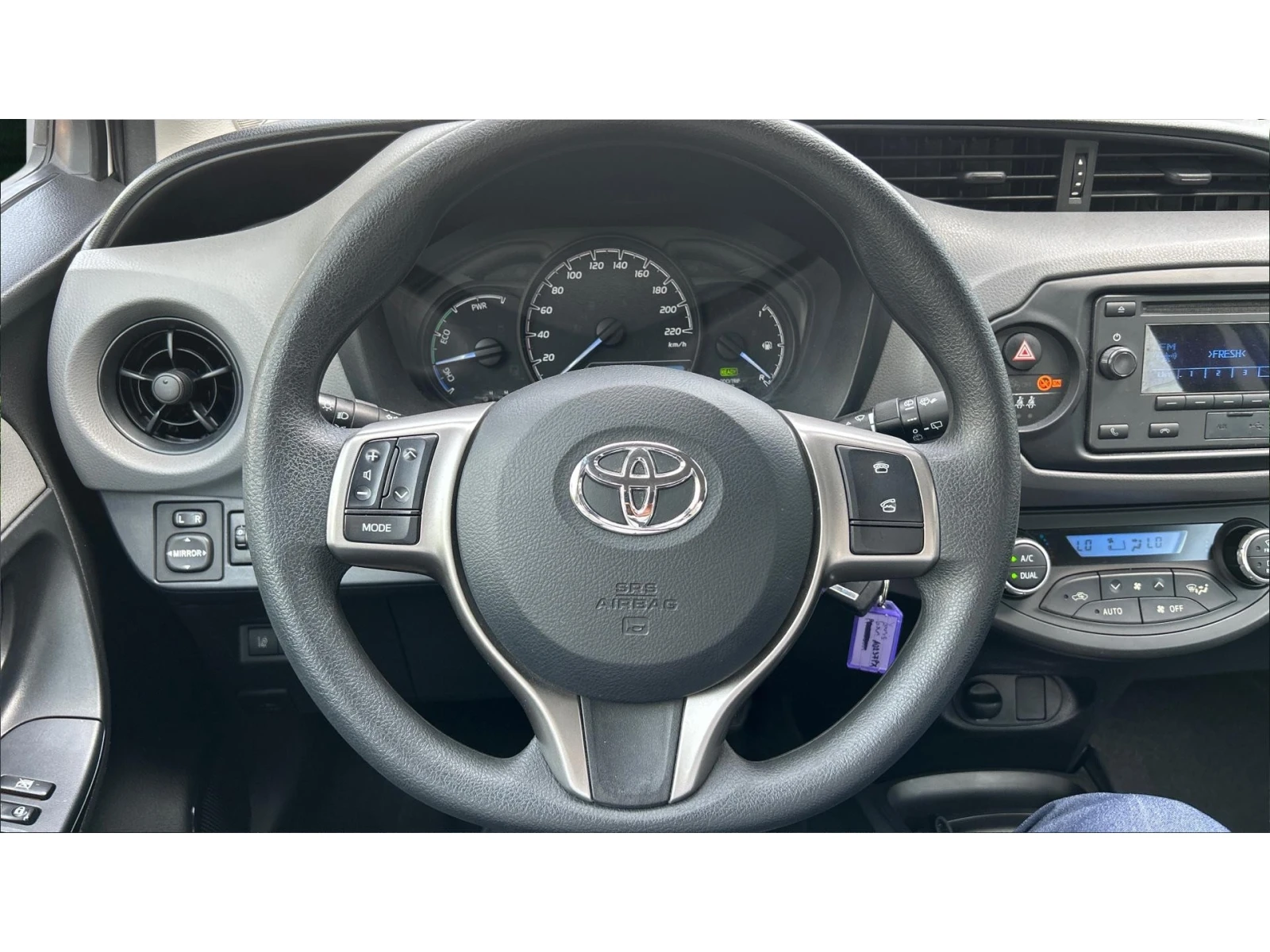 Toyota Yaris ������� ������ �� 140   | Mobile.bg � ����������� 9
