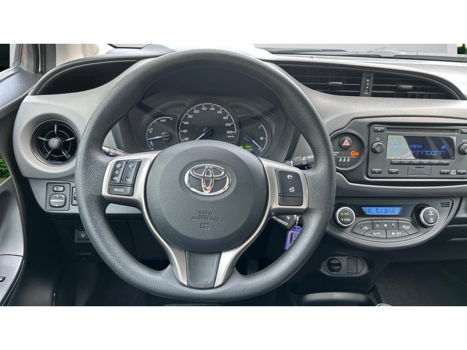 Toyota Yaris ������� ������ �� 140   | Mobile.bg � ����������� 13