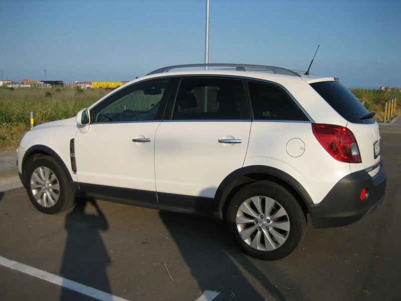 Opel Antara, снимка 6 - Автомобили и джипове - 47321083