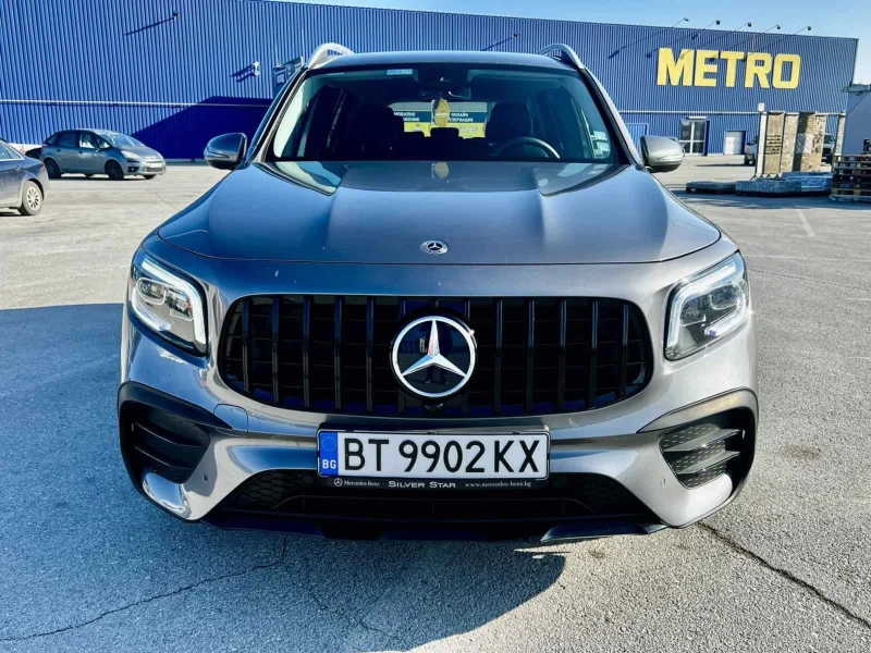 Mercedes-Benz GLB 200d G-DCT 4Matic AMG, снимка 2 - Автомобили и джипове - 48772408