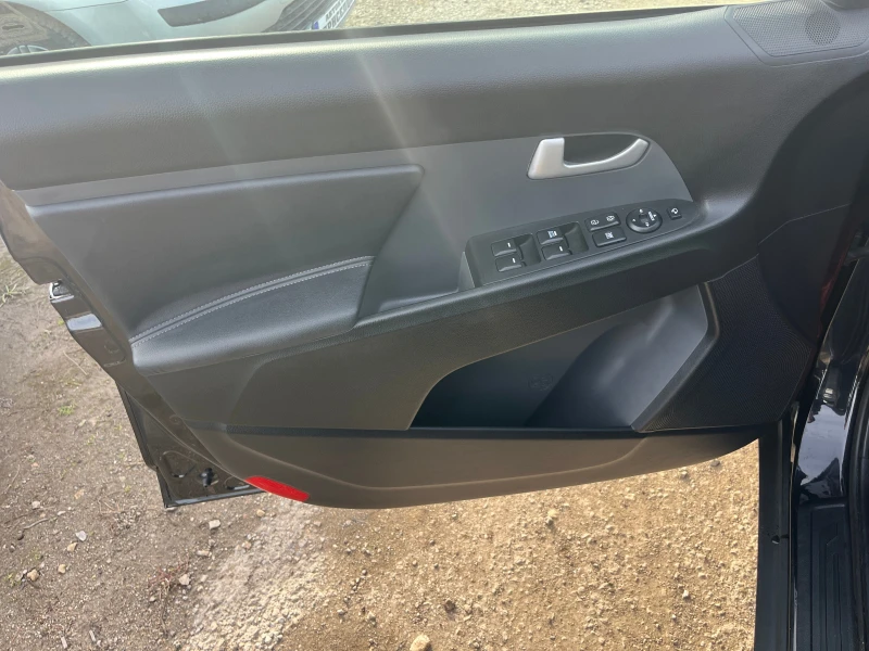 Kia Sportage 1.7 ДИЗЕЛ КАМЕРА, снимка 6 - Автомобили и джипове - 52538274