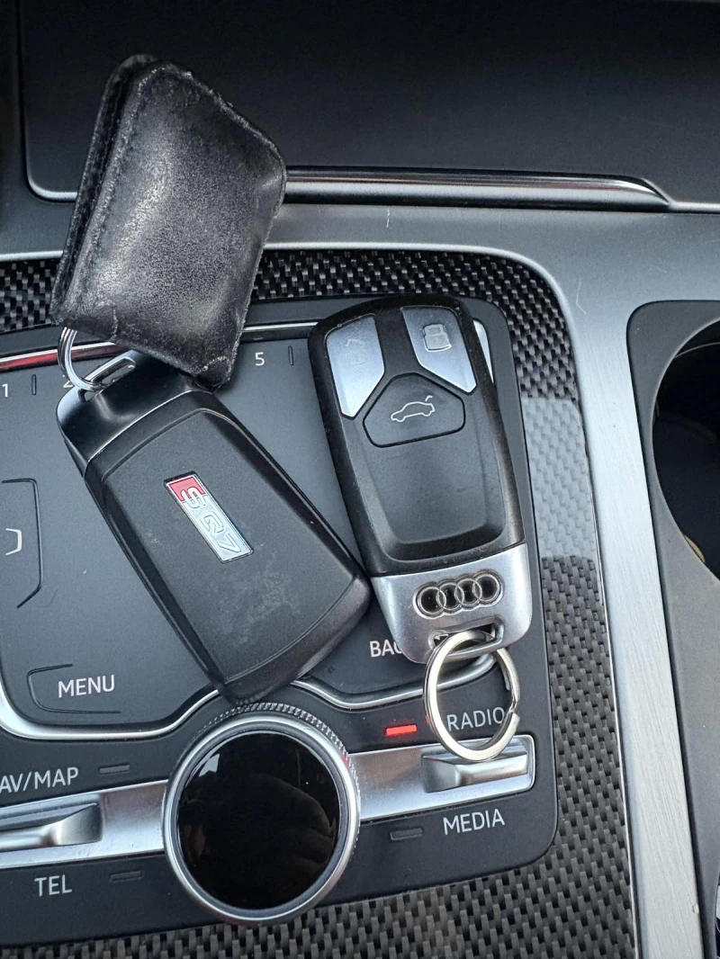 Audi SQ7 4.0TDI/Matrix/SLine, снимка 10 - Автомобили и джипове - 52778277