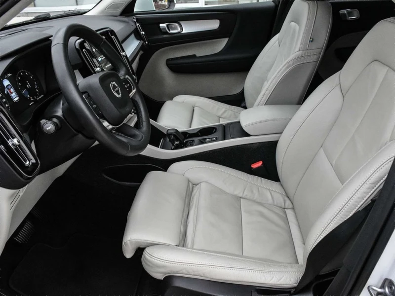 Volvo XC40 * Momentum (excl S60) * CARFAX * ЦЕНА ДО БГ, снимка 11 - Автомобили и джипове - 53455753