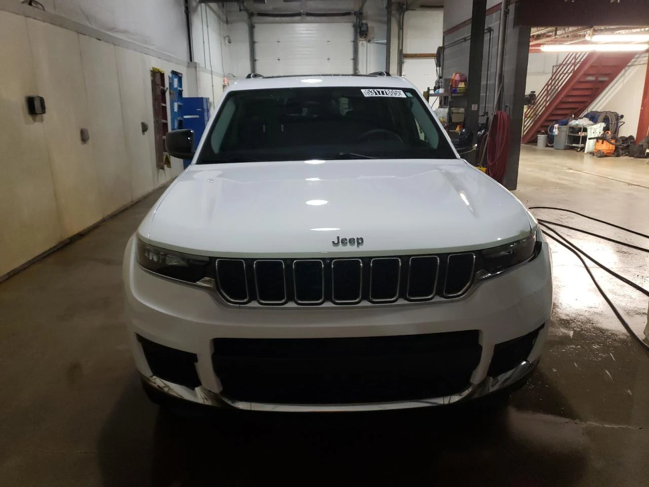 Jeep Grand Wagoneer L - изображение 5