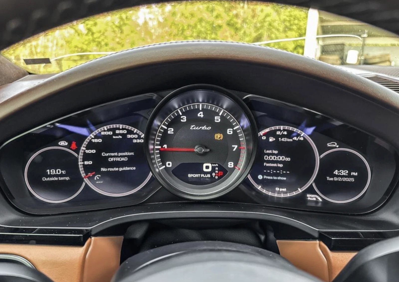 Porsche Cayenne 2019 Porsche Cayenne Turbo - изображение 9