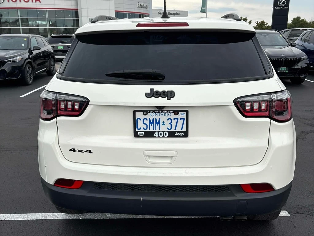 Jeep Compass * Upland Edition * CARFAX * БЕЗ ПЪРВОНАЧАЛНА ВНОСК - изображение 4