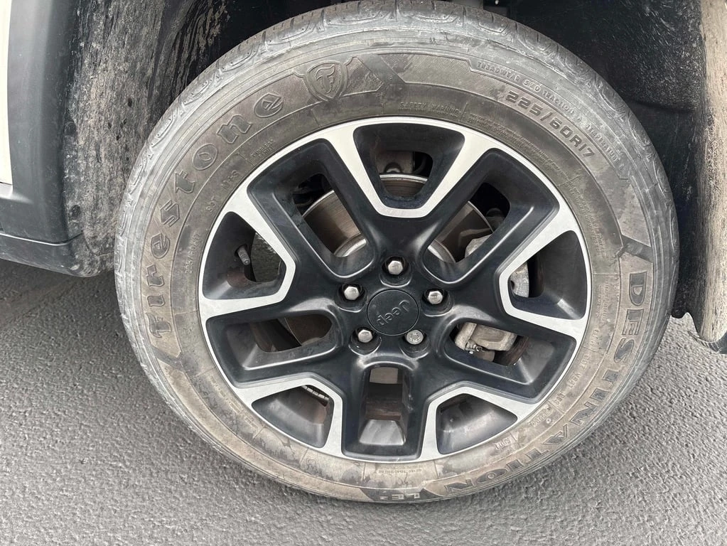 Jeep Compass * Upland Edition * CARFAX * БЕЗ ПЪРВОНАЧАЛНА ВНОСК - изображение 7