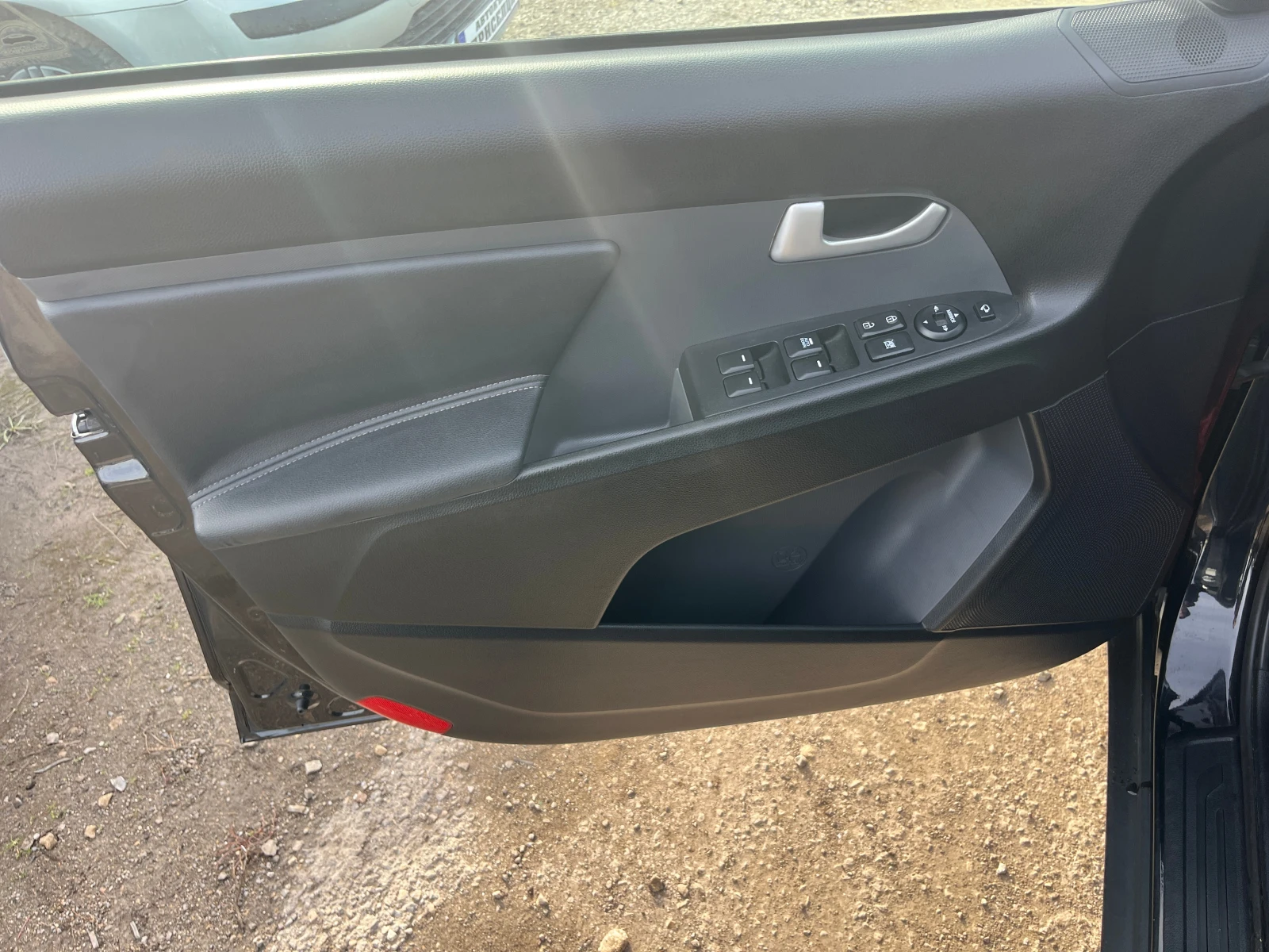 Kia Sportage 1.7   | Mobile.bg   6