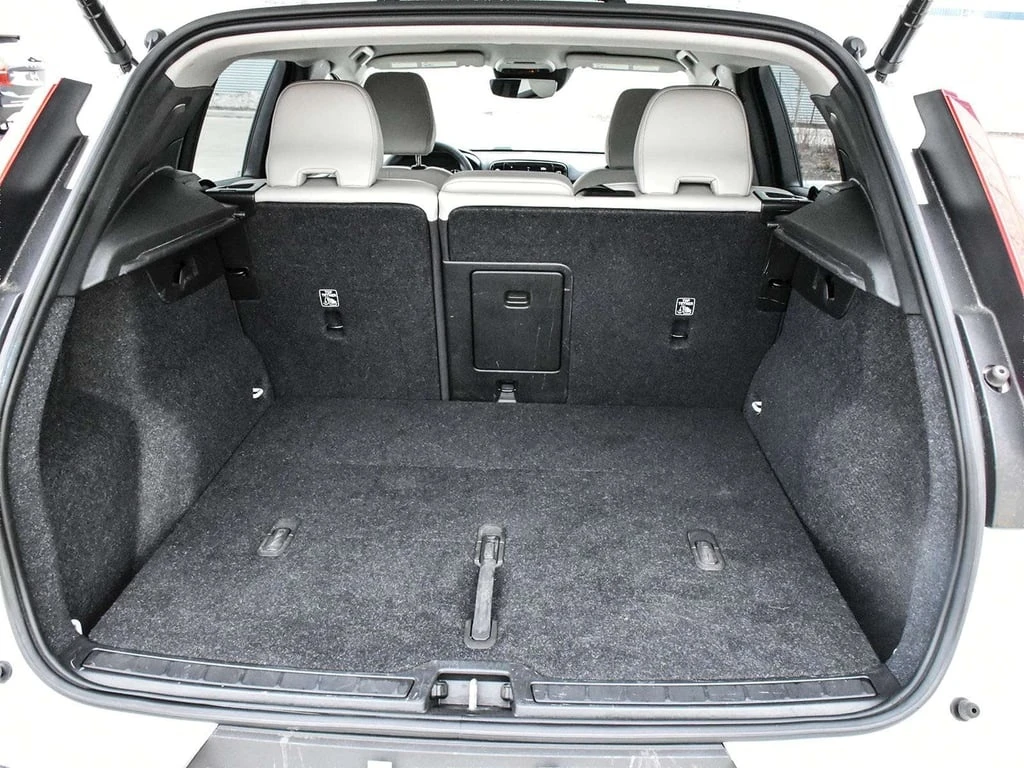 Volvo XC40 * Momentum (excl S60) * CARFAX * ���� �� �� | Mobile.bg � ����������� 15