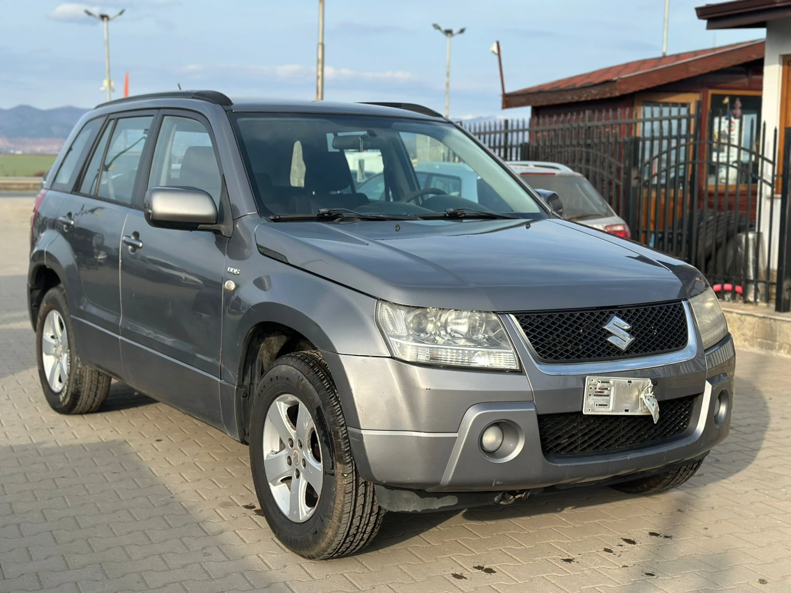 Suzuki Grand vitara / 1.9D / 4X4 / ВЪРТИ НО НЕ ПАЛИ /, снимка 7 - Автомобили и джипове - 53733592