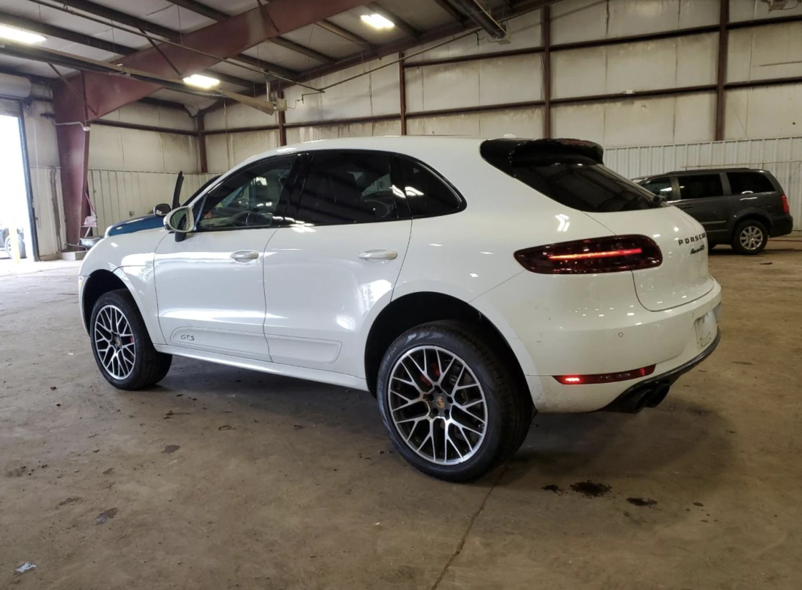 Porsche Macan GTS, снимка 2 - Автомобили и джипове - 53802148