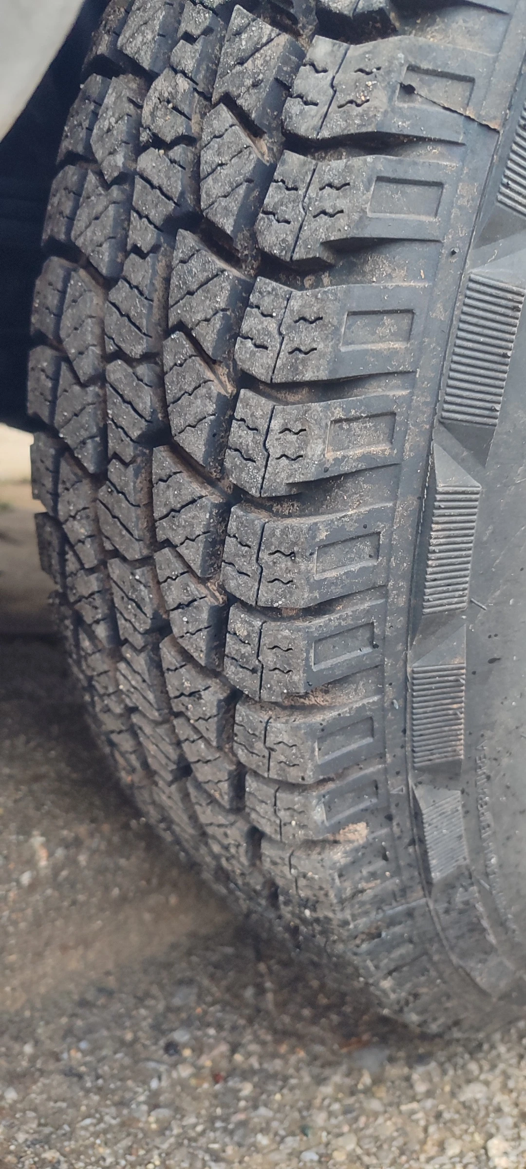 Nissan Navara 2.5 Double Cab , снимка 15 - Автомобили и джипове - 54032588