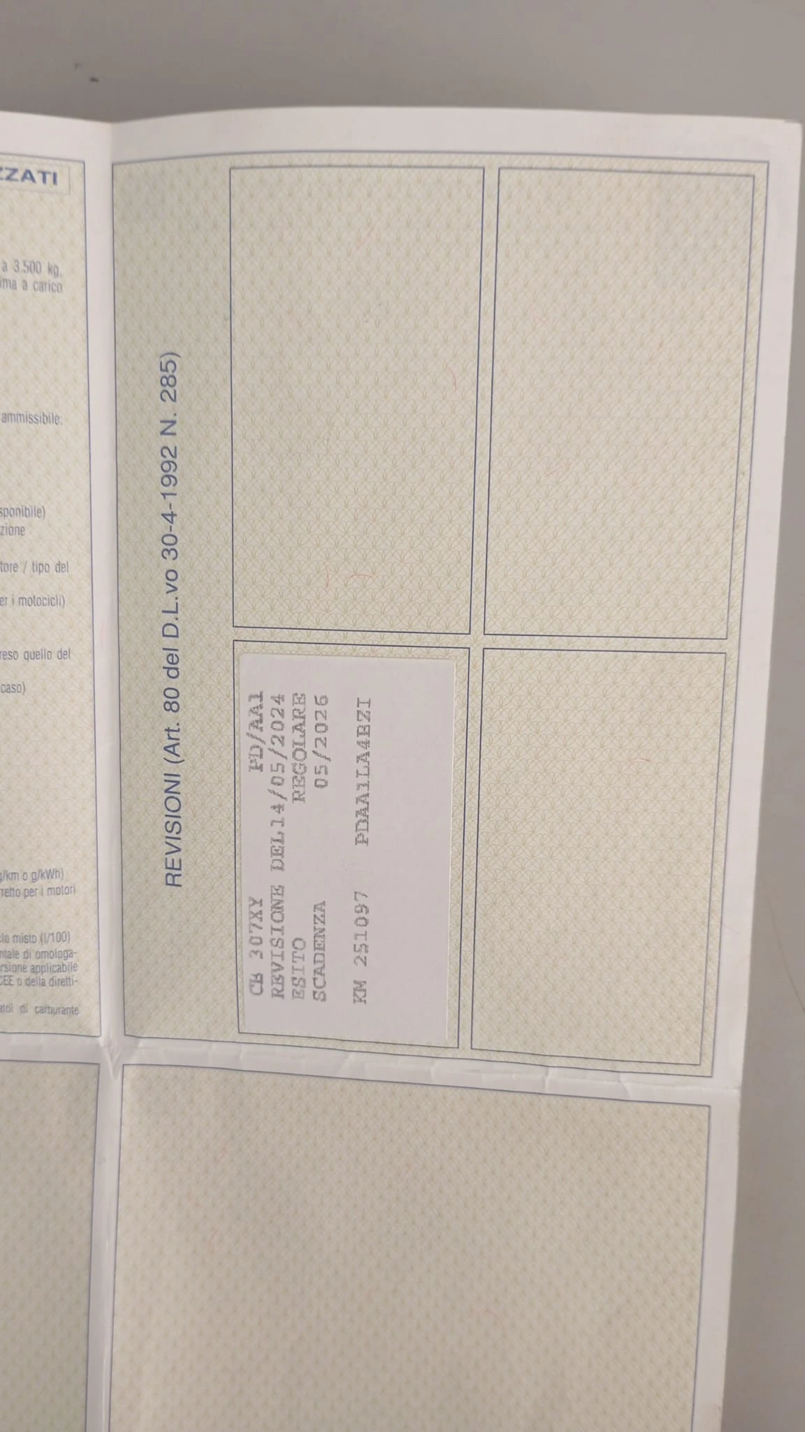 Nissan Navara 2.5 Double Cab , снимка 9 - Автомобили и джипове - 54032588