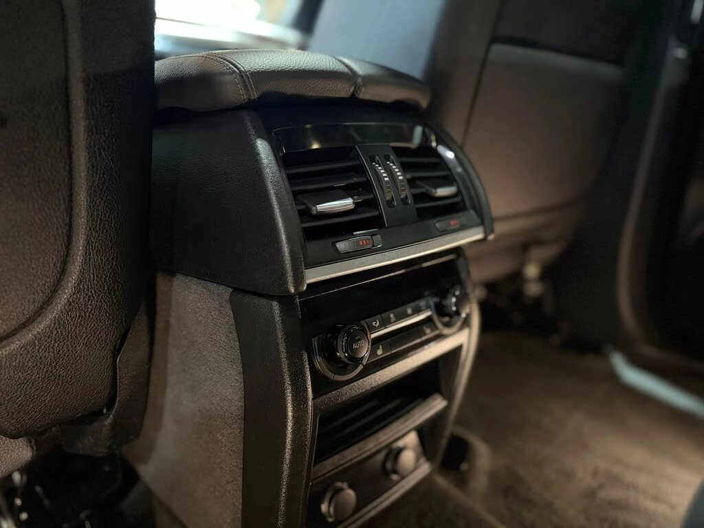 BMW X5 35i* M-SPORT* HEAD-UP* HARMAN/KARDON* ПАНОРАМА, снимка 11 - Автомобили и джипове - 54642626