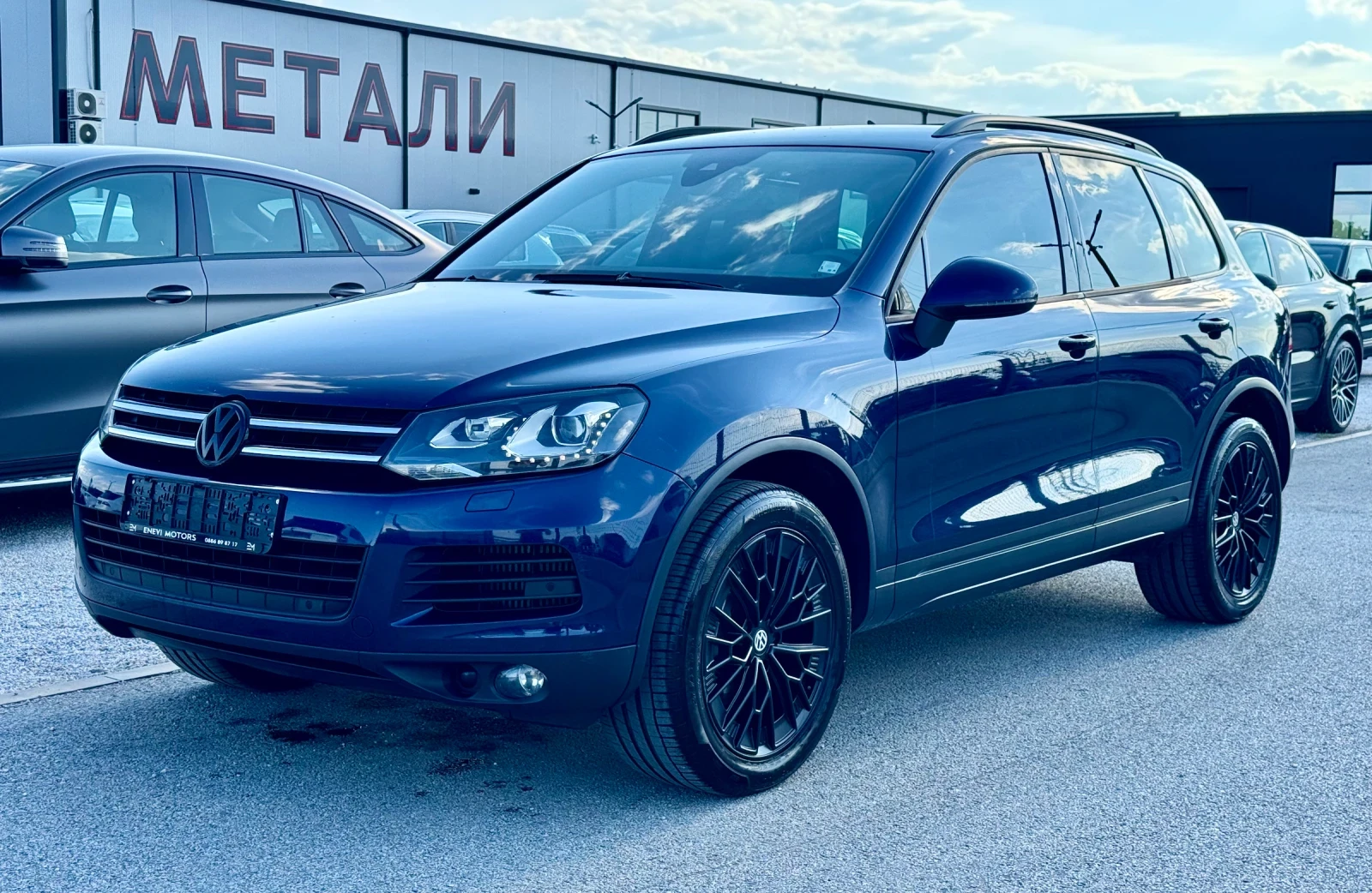 VW Touareg 3.0TDI , снимка 3 - Автомобили и джипове - 54824236