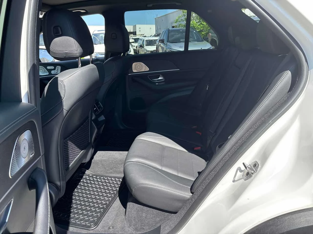Mercedes-Benz GLE 350 | ОТ ПРЕДСТАВИТЕЛСТВО| BURMESTER| ПАНО| ПОДГРЕВИ, снимка 12 - Автомобили и джипове - 54827539