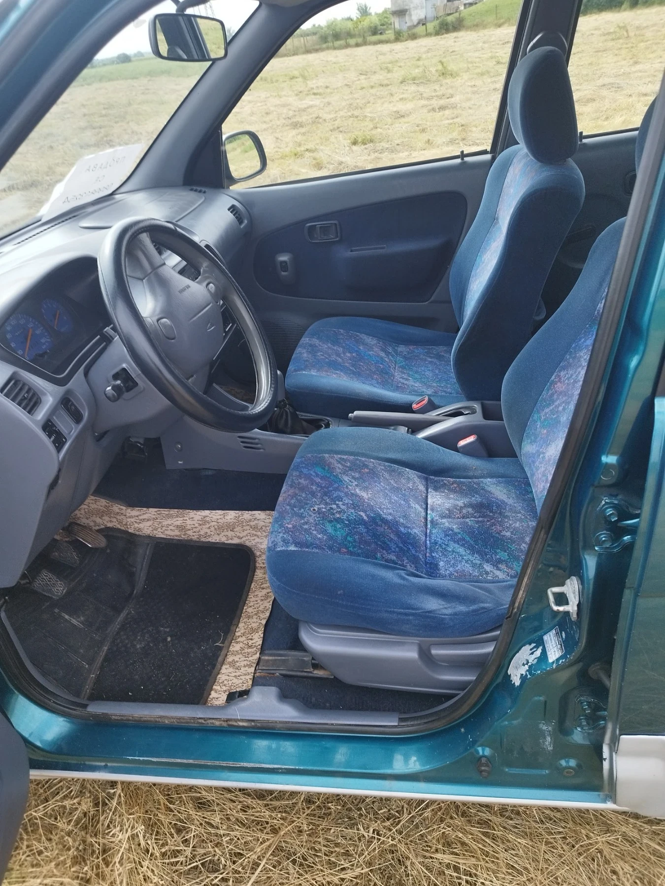 Daihatsu Terios 1.3 83кс 4х4, снимка 8 - Автомобили и джипове - 54885008