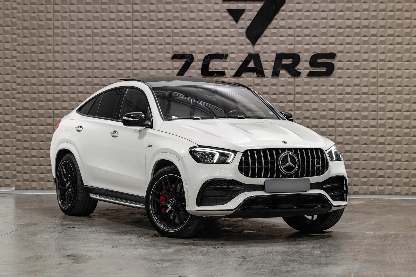 Mercedes-Benz GLE 53 4MATIC Distronic| Burmester| 7Cars| ГаранцияPanorama| , снимка 3 - Автомобили и джипове - 56022889