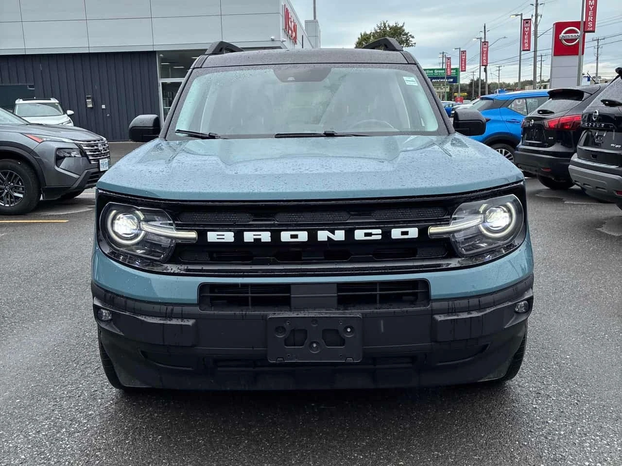 Ford Bronco * Outer Banks * CARFAX * БЕЗ ПЪРВОНАЧАЛНА ВНОСКА, снимка 6 - Автомобили и джипове - 56207853