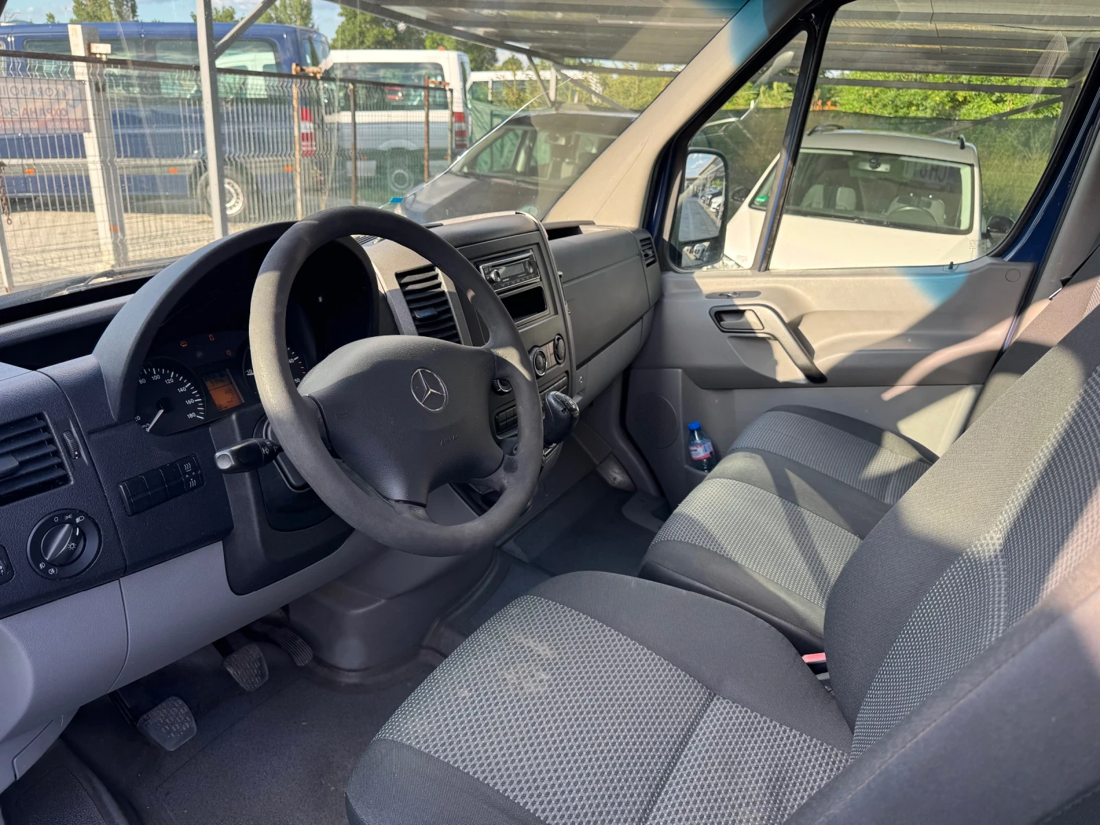 Mercedes-Benz Sprinter 211, снимка 5 - Бусове и автобуси - 56601027