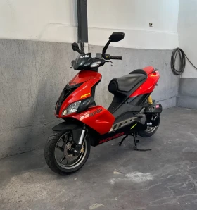  Aprilia Sr