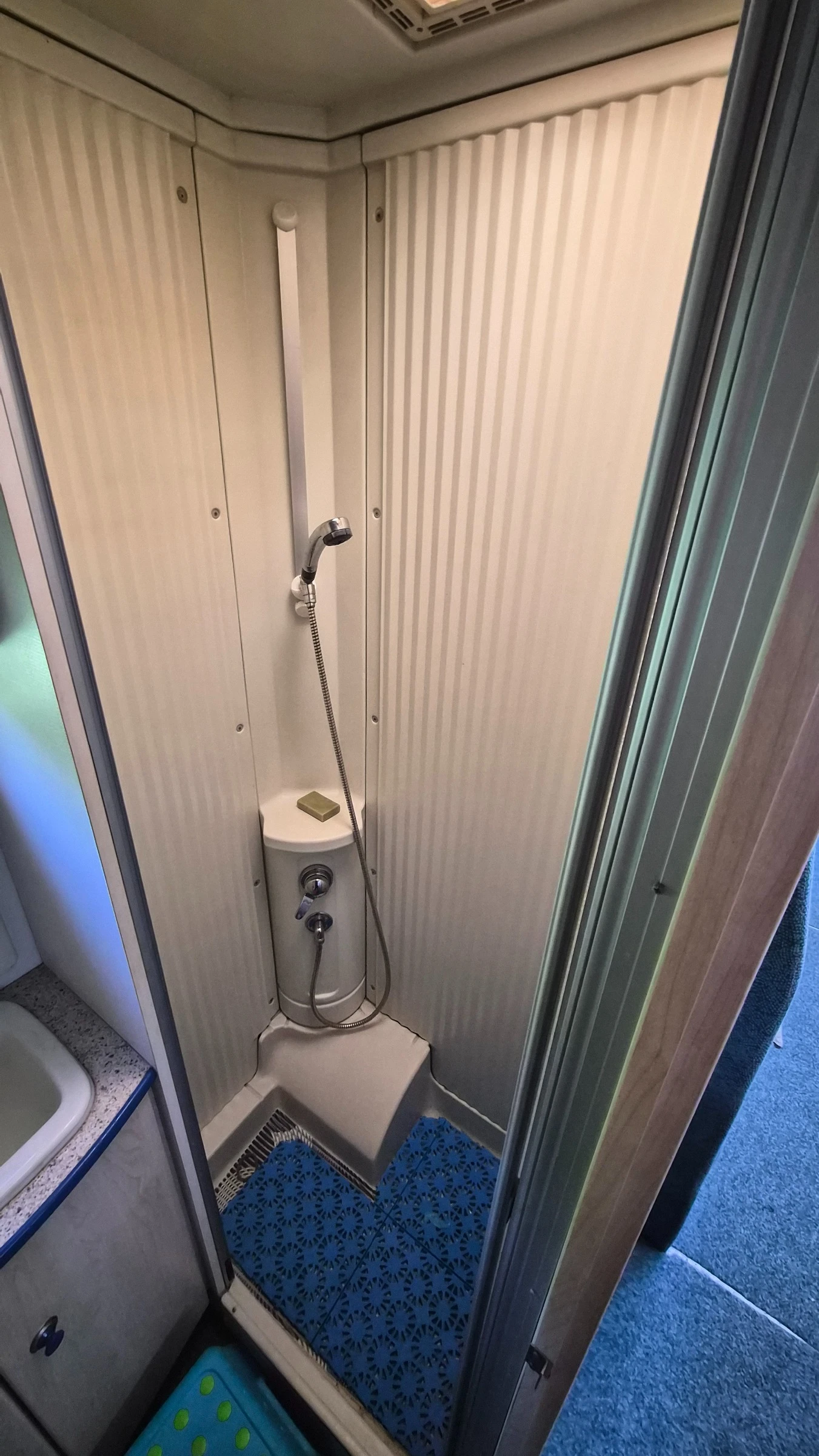 ������ Burstner I572 Fiat Ducato  | Mobile.bg � ����������� 17