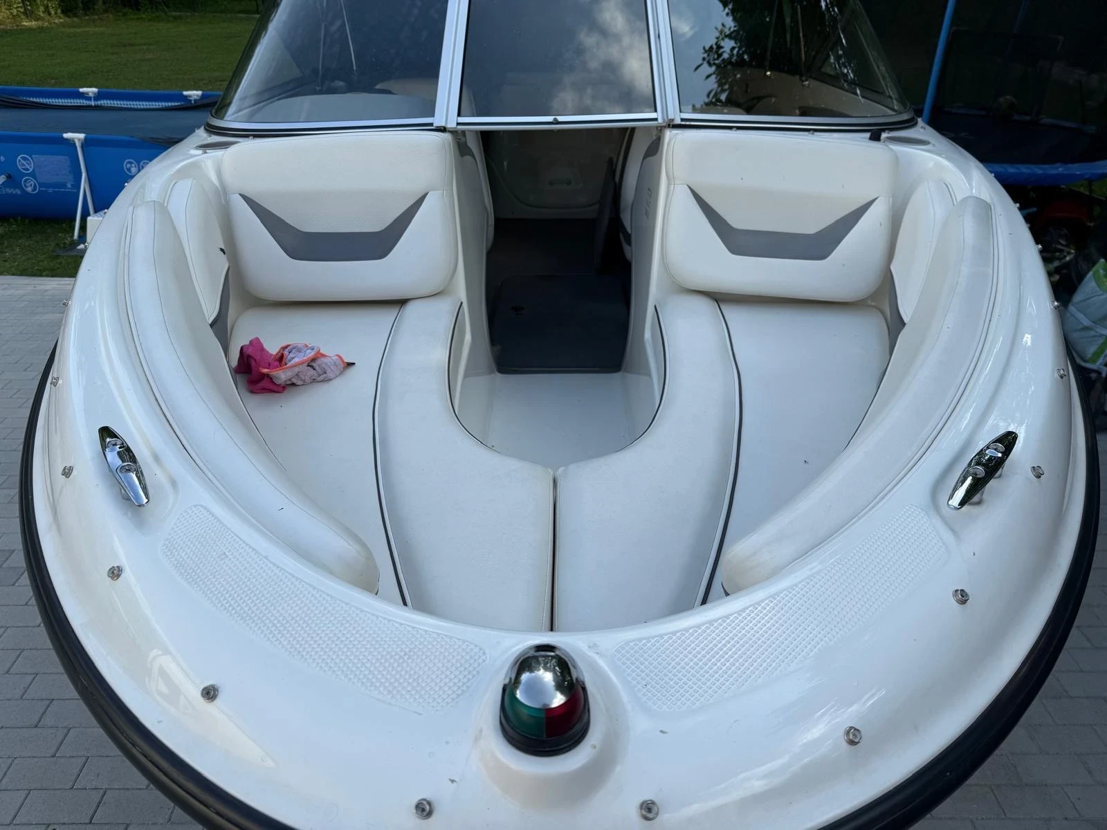 Моторна яхта Bayliner 185 BR(Bowrider), снимка 6 - Воден транспорт - 55192653