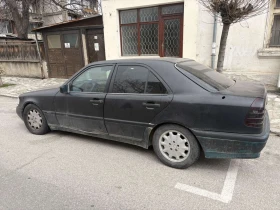 Mercedes-Benz C 250, снимка 3